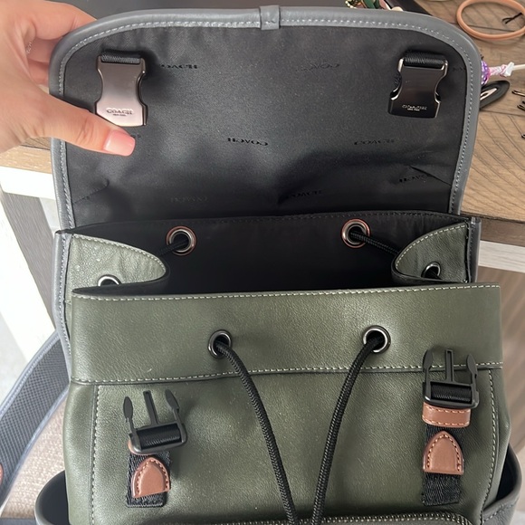 Coach Leatherware Backpack - Picture 4 of 7